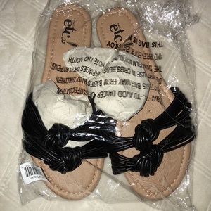 Rue21 Black sandals NWT